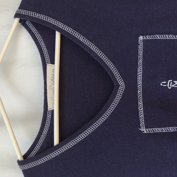 VTG Just Because Clothing Navy Eiffel Tower T-shirt - Picture 4 of 7